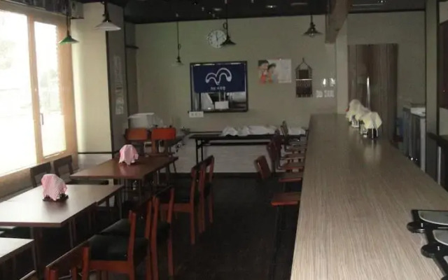 Hotel Hisashi (eaves) - Annex (formerly hotel HISASHI annex)