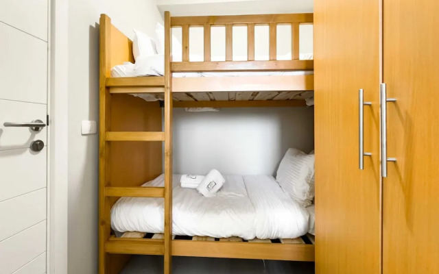 Xuru Stays I Posh & Eclectic 4 BDR Villa @ Fanadir Bay