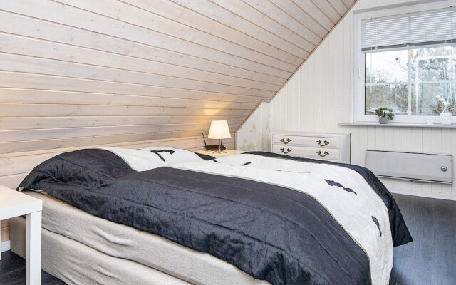 10 Person Holiday Home in Glesborg-by Traum