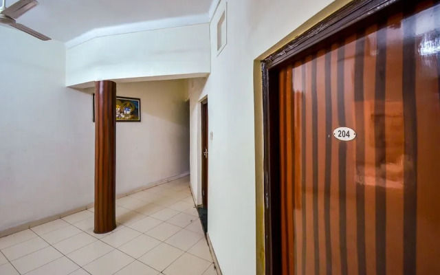 OYO 15933 Hotel V Square