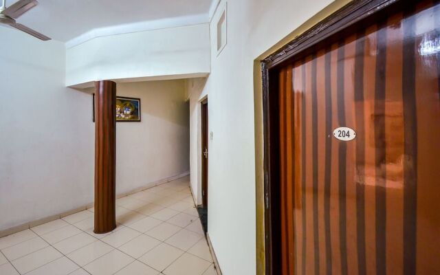 OYO 15933 Hotel V Square