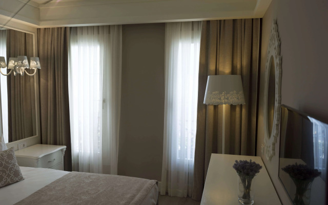 Ena Boutique Hotel & Residences