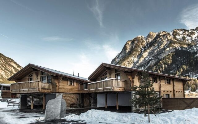 Uralp Royal by A-Appartments