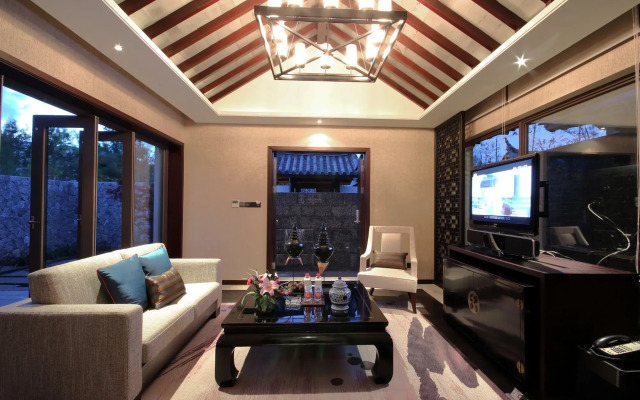 Pullman Lijiang Resort and Spa