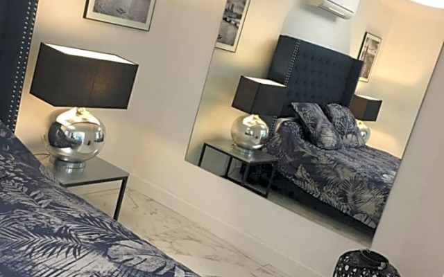 Suite Saint Esteve avec balneo au cœur d'un hameau