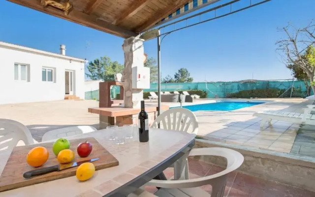 Alonso in Vidreres With 4 Bedrooms and 1 Bathrooms