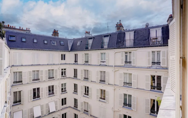 Saintgermain Sojourn Charming 2 Bedroom in the Rive Gauche