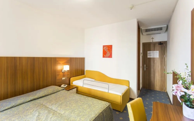 Hotel Touring