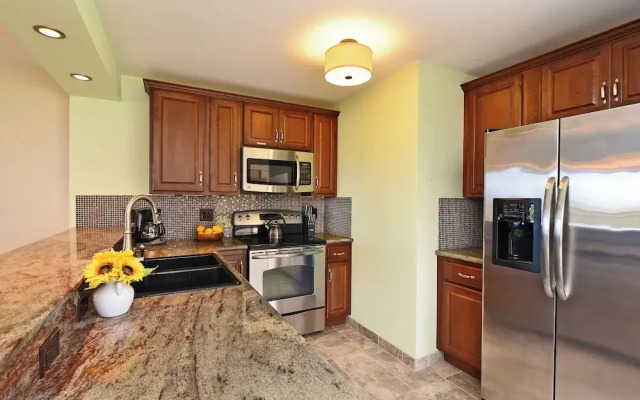 Kahana Villa E601