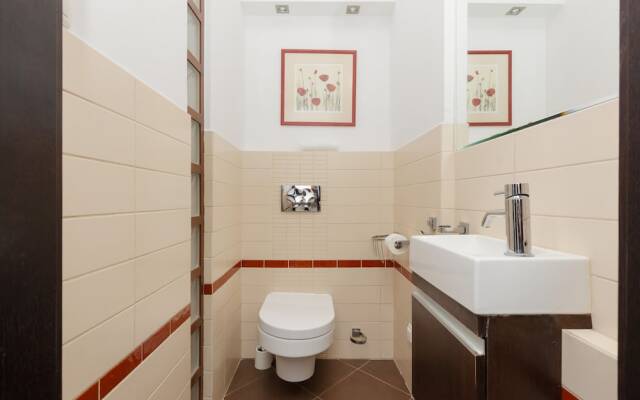 4-bedroom House in Warsaw by Renters