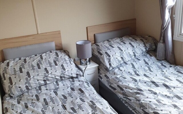MB Caravans Towyn