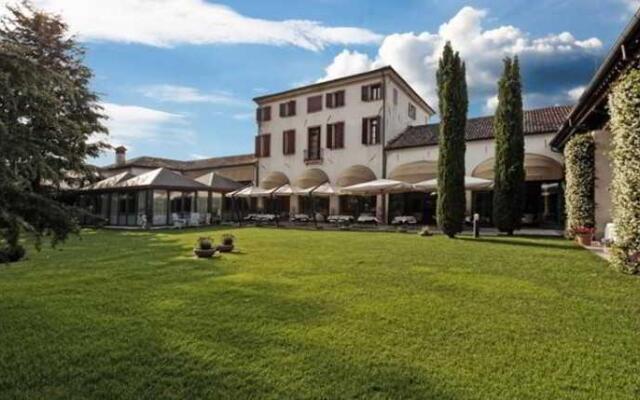 Palmae Villa