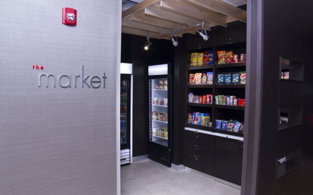 Courtyard by Marriott Jackson Airport/Pearl