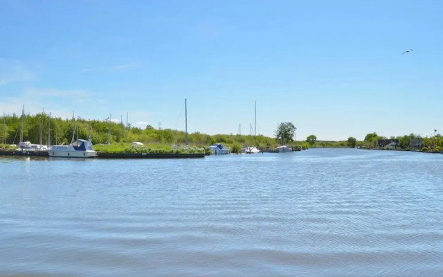 Pleasant holiday home in Horning with pond