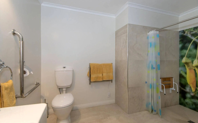 Ribbonwood Country House