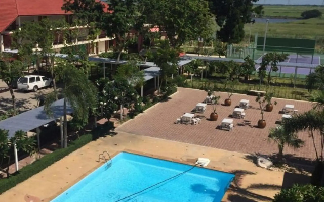 Sabai Hotel Lopburi
