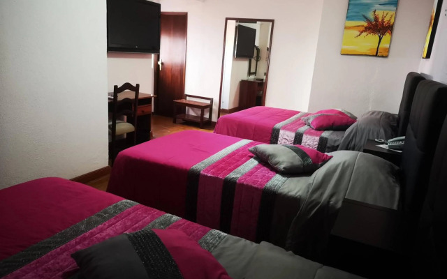 Hotel 4 Estações