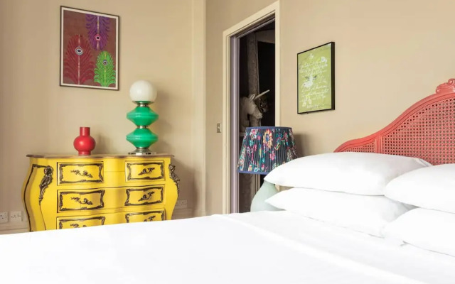 Belsize Park Gardens by Onefinestay