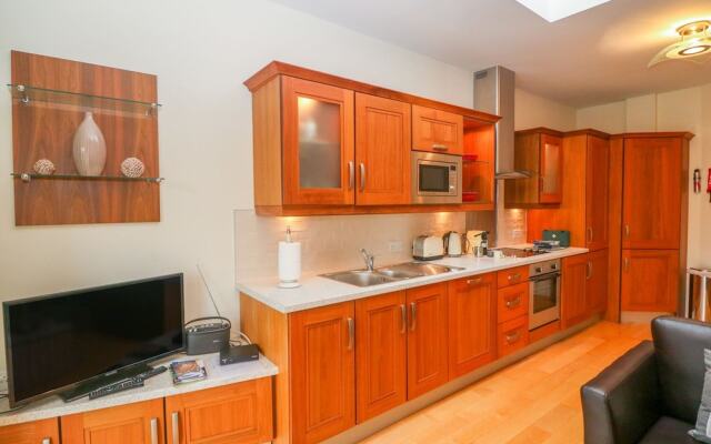 Apartment 16