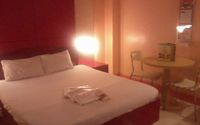 Bedbox Hotel Dagupan