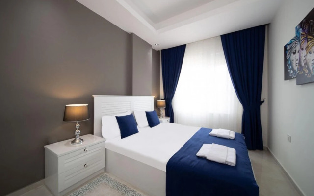 Modern Flat With Shared Closed Pool in Alanya
