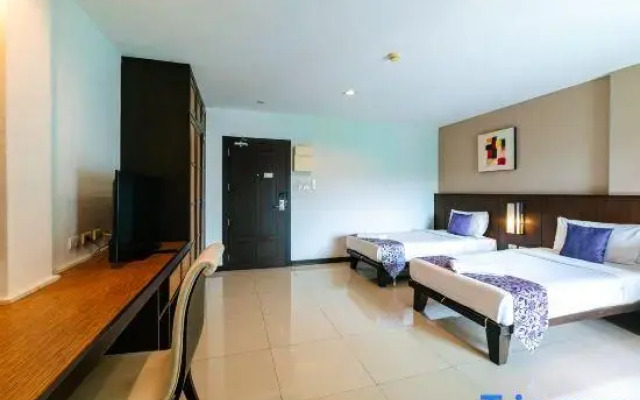 Ratana Hotel Sakdidet, Phuket Town