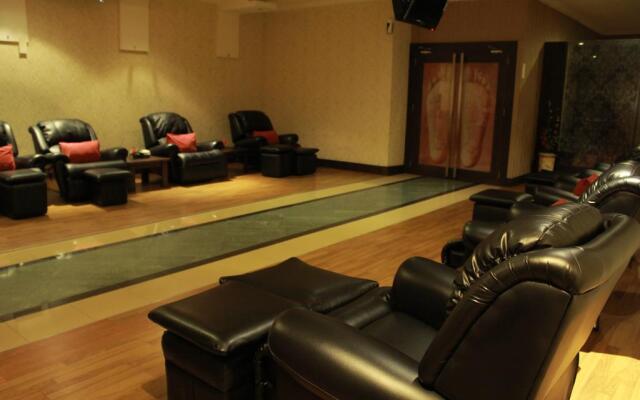 Furaya Hotel