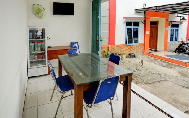 Permata House by OYO Rooms