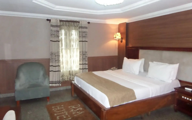 R&A City Hotel