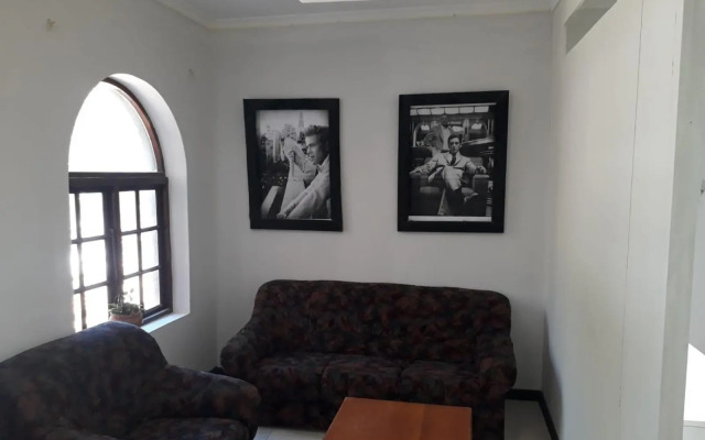 Barry Micasa Self Catering Accommodation