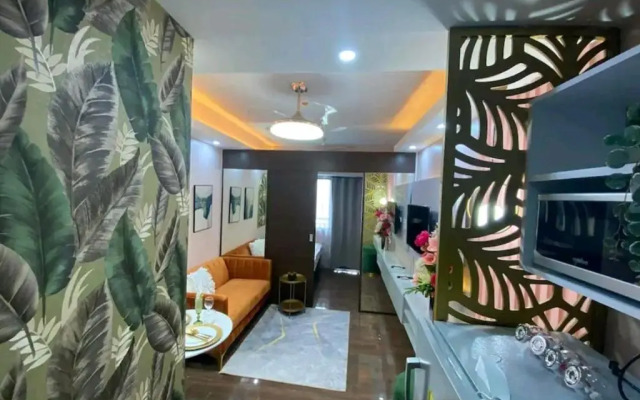 Air Residence Makati Elegant Design WiFi