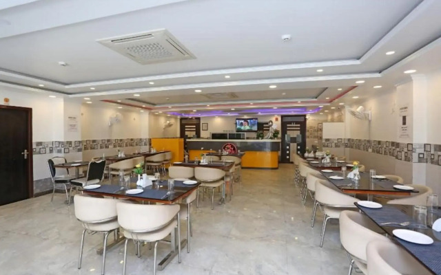 SS Palace Hotel, Gorakhpur