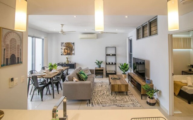 ZEN CENTRAL CBD - 3 Bedroom Apartment