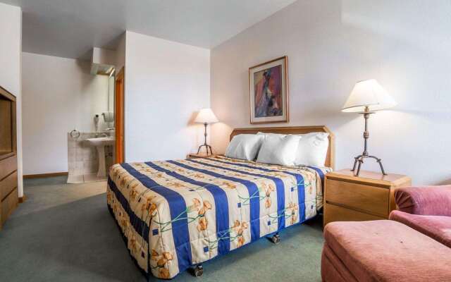 Rodeway Inn Billings Logan Intl Airport, Near St. Vincent Hospital