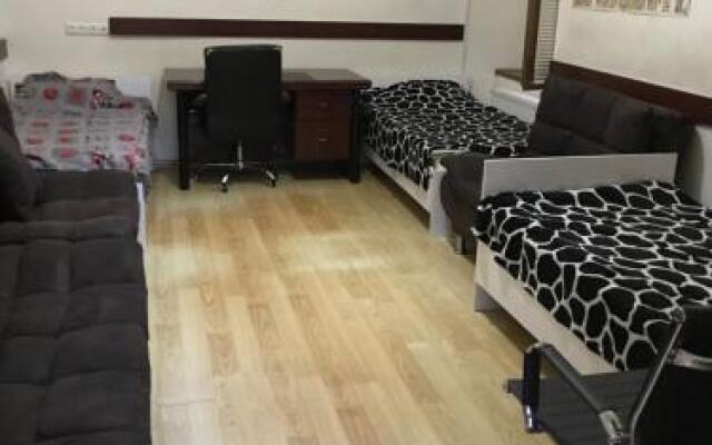 Hostel Green