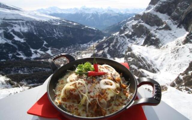 Berghotel Wildstrubel