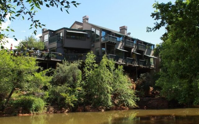 The Inn Above Oak Creek