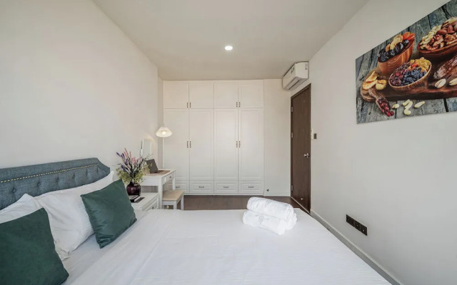 Vera Apartments - Saigon Royal Residence