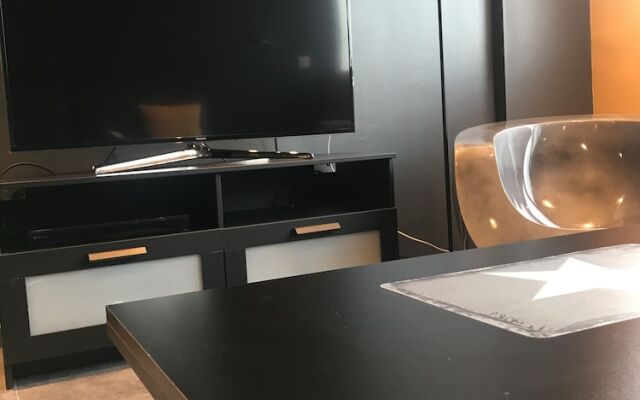 2P calme & confort à 3 min du tribunal