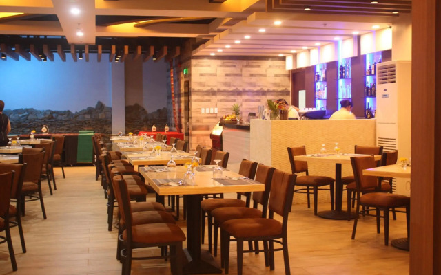 Kew Hotel
