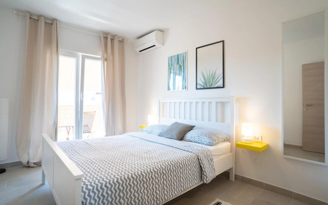 Sunny & Charming Apartment with 2 free bikes