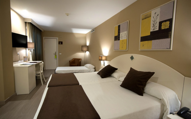Hotel Torico Plaza
