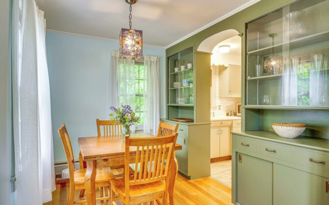 Ambient Manchester Village Apt w/ Deck & Pond!