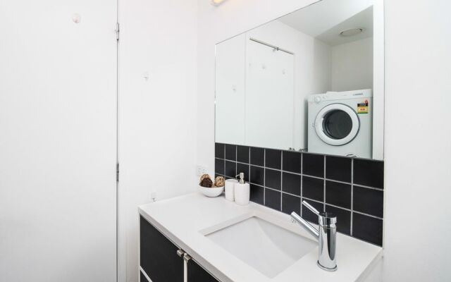 Mono Apartments on A'Beckett