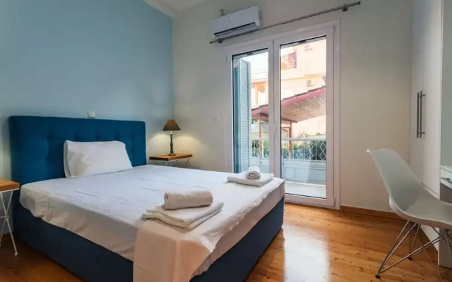 Upscale Modern Escape in the Historic Center