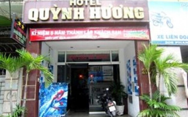 Quynh Huong Hotel