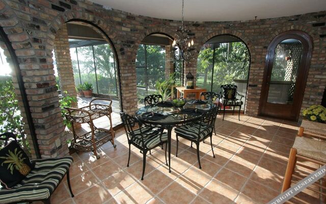 Siesta Key Pool Homes by RVA