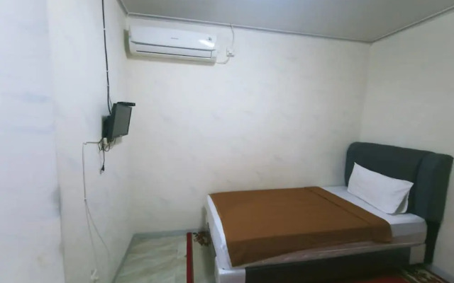 Capital O 94156 Hotel Gemudi Gold Islami