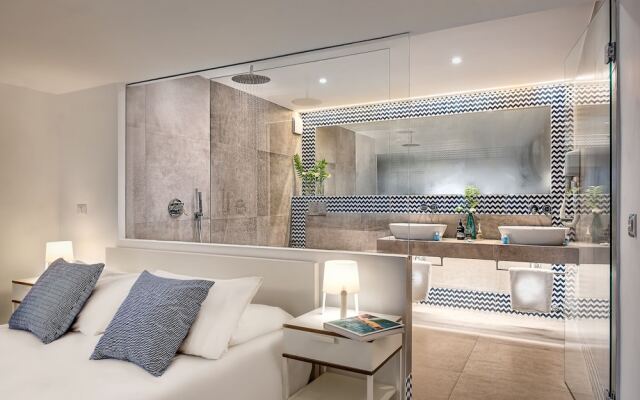 Blue-wave Experience Resort