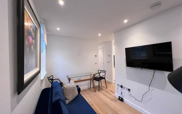 Chapel - Central Studio Apartment